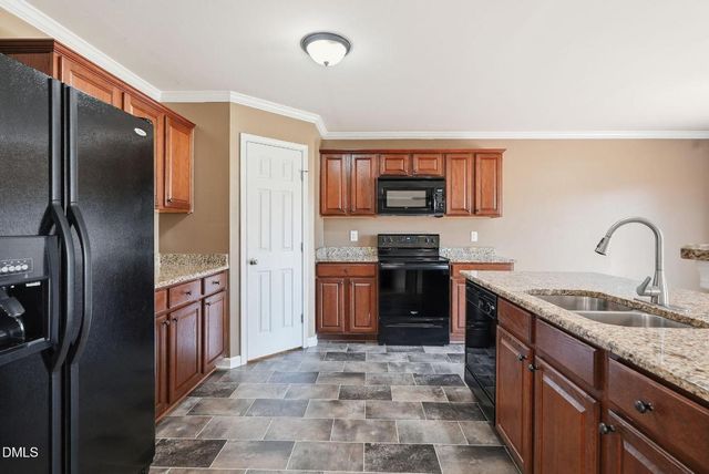 1006 Collington Drive, Mebane, NC 27302