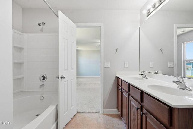 1006 Collington Drive, Mebane, NC 27302