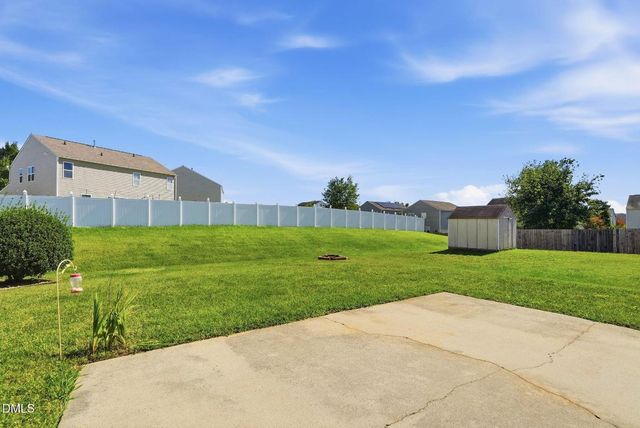 1006 Collington Drive, Mebane, NC 27302