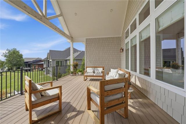 12209 W 157th Terrace, Overland Park, KS 66221