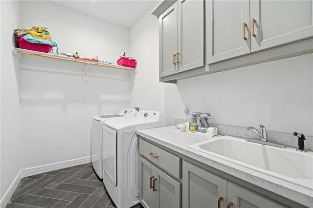 12209 W 157th Terrace, Overland Park, KS 66221