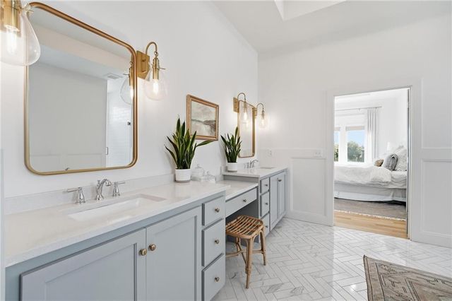 12209 W 157th Terrace, Overland Park, KS 66221