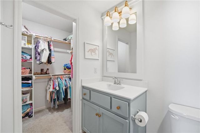 12209 W 157th Terrace, Overland Park, KS 66221