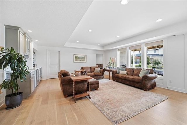12209 W 157th Terrace, Overland Park, KS 66221
