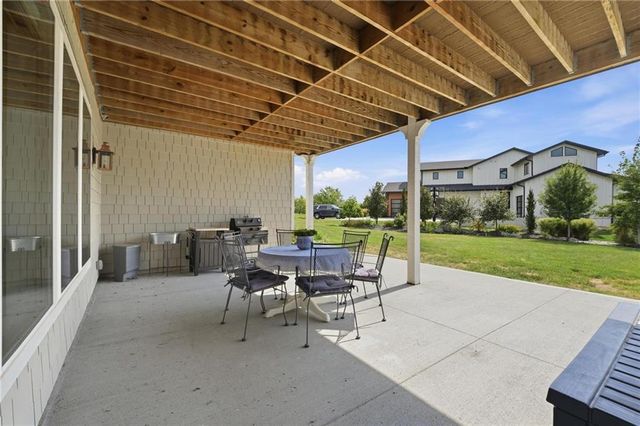 12209 W 157th Terrace, Overland Park, KS 66221