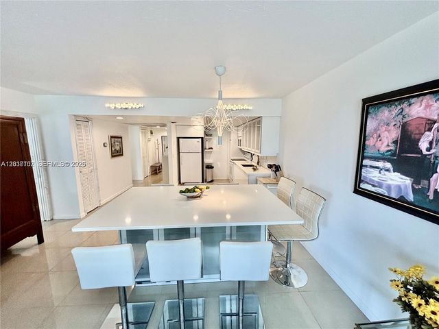 3051 S Palm Aire Dr 201, Pompano Beach, FL 33069