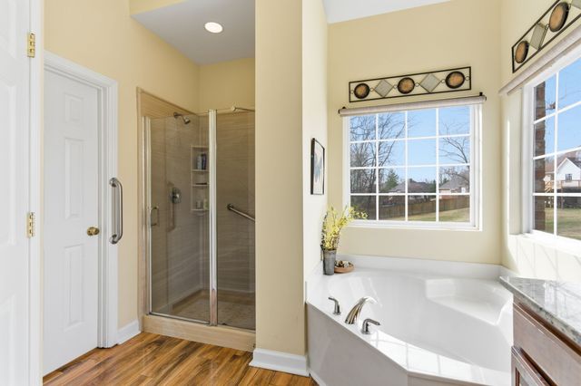 2002 Brenthaven Dr, Mount Juliet, TN 37122