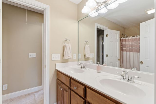 2002 Brenthaven Dr, Mount Juliet, TN 37122