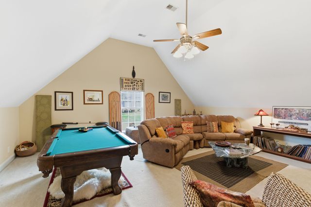 2002 Brenthaven Dr, Mount Juliet, TN 37122