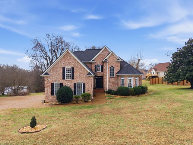 2002 Brenthaven Dr, Mount Juliet, TN 37122