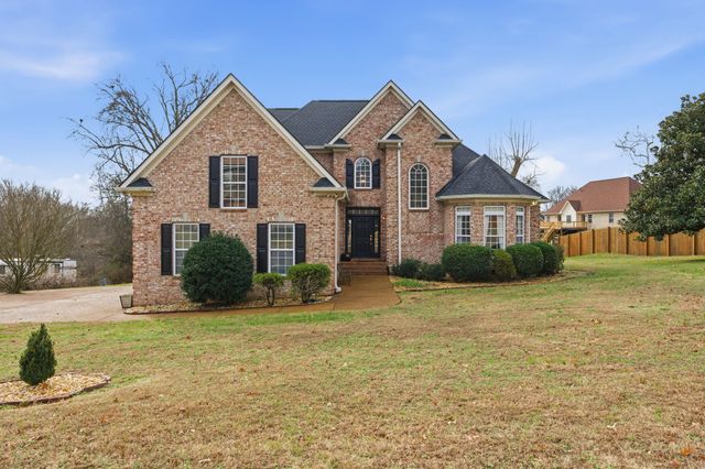 2002 Brenthaven Dr, Mount Juliet, TN 37122