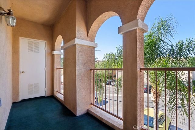 26348 Arboretum Way 504, Murrieta, CA 92563