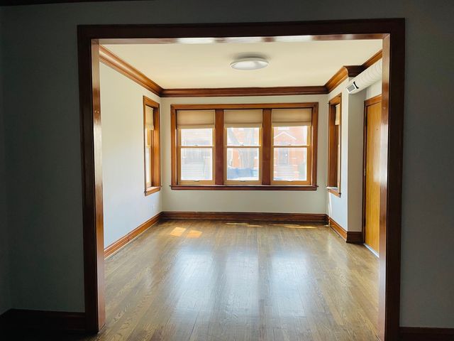 4623 S Harding Avenue, Chicago, IL 60632