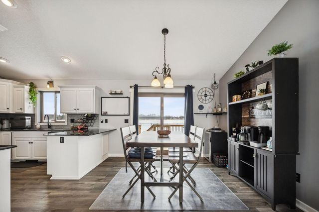 818 Cologne Lane, Waverly, MN 55390