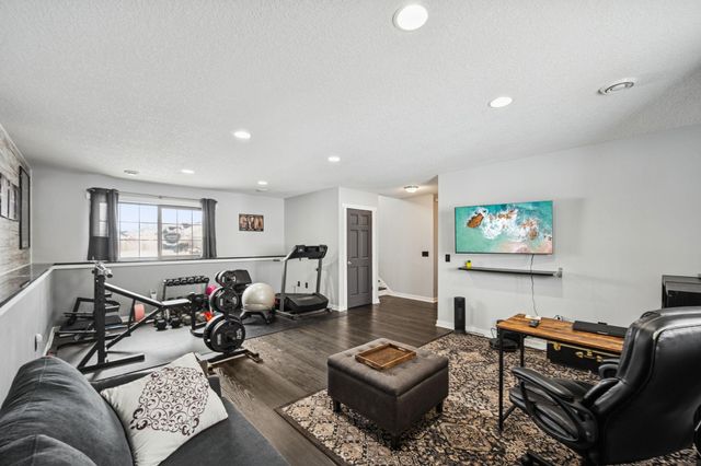 818 Cologne Lane, Waverly, MN 55390