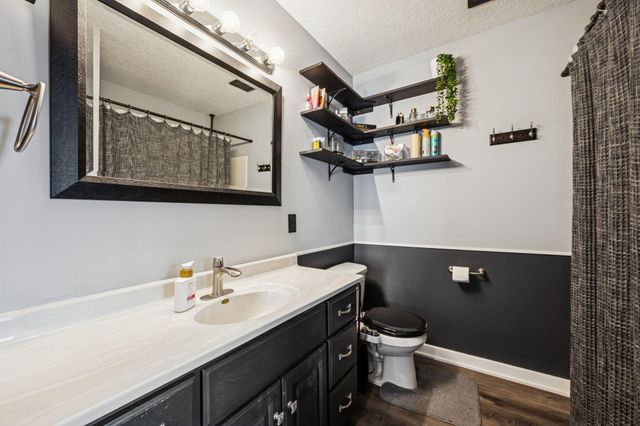 818 Cologne Lane, Waverly, MN 55390