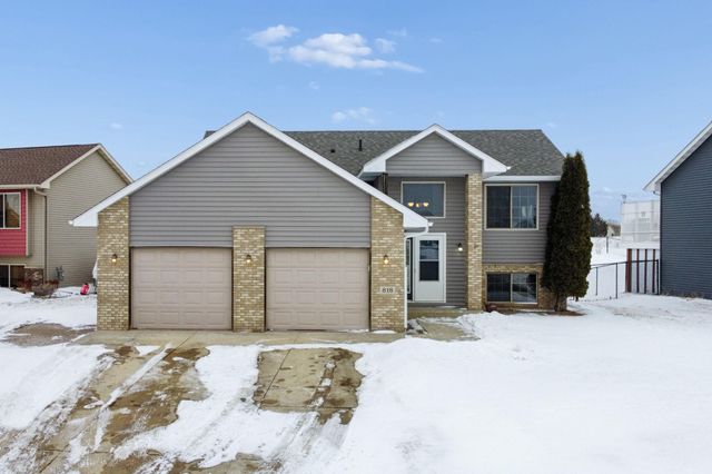 818 Cologne Lane, Waverly, MN 55390