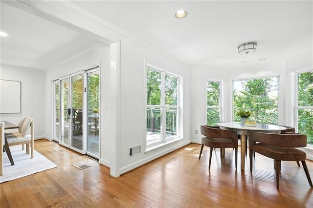 2569 Ridgewood Terrace NW, Atlanta, GA 30318