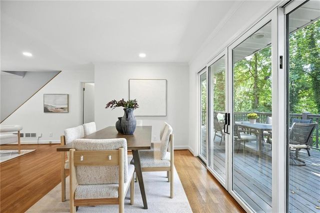 2569 Ridgewood Terrace NW, Atlanta, GA 30318