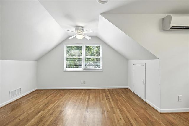 2569 Ridgewood Terrace NW, Atlanta, GA 30318