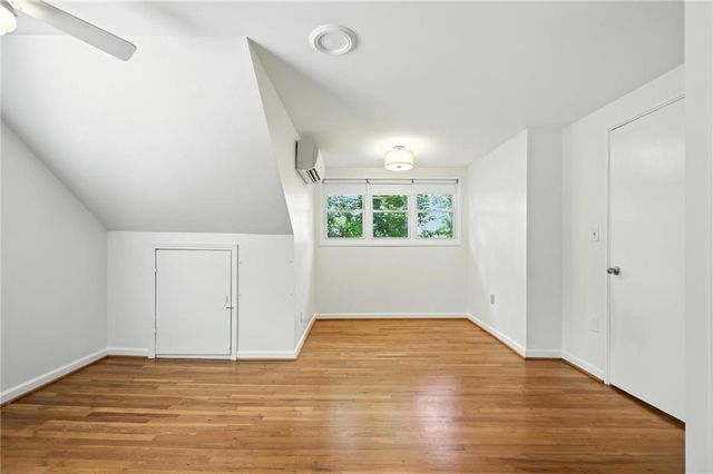 2569 Ridgewood Terrace NW, Atlanta, GA 30318