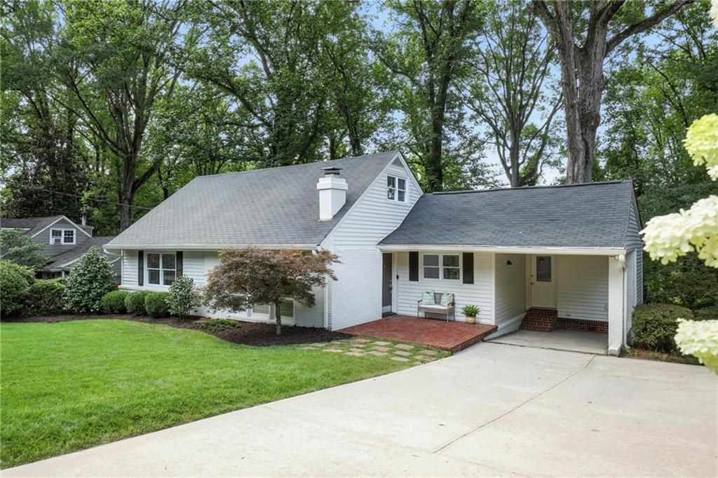 2569 Ridgewood Terrace NW, Atlanta, GA 30318