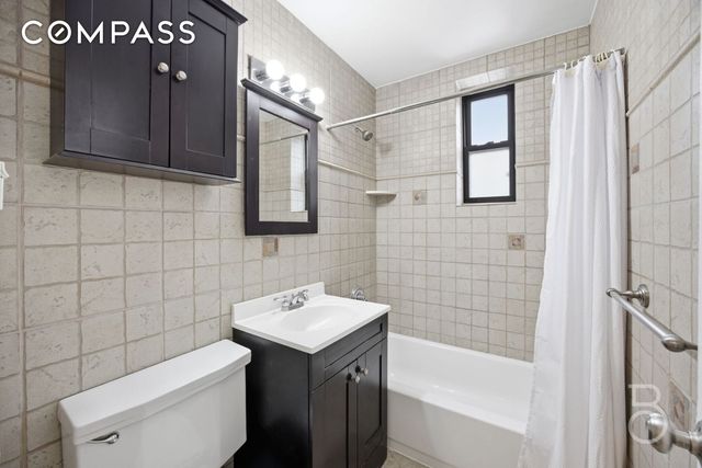 7815 19th Dr # B2, New York City, NY 11370