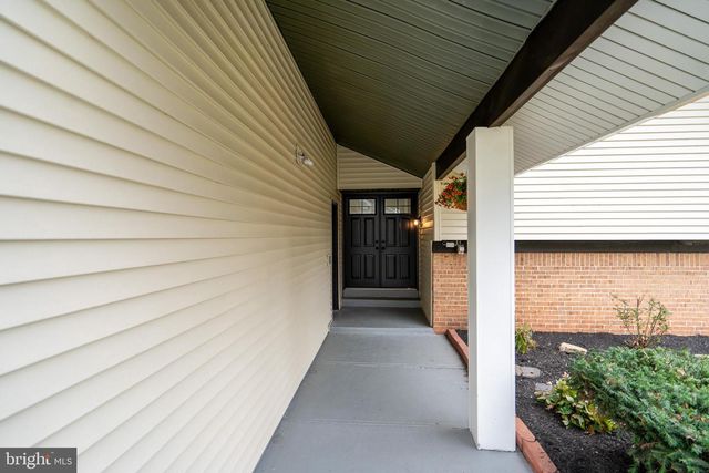 218 PENNY LN, Sterling, VA 20164