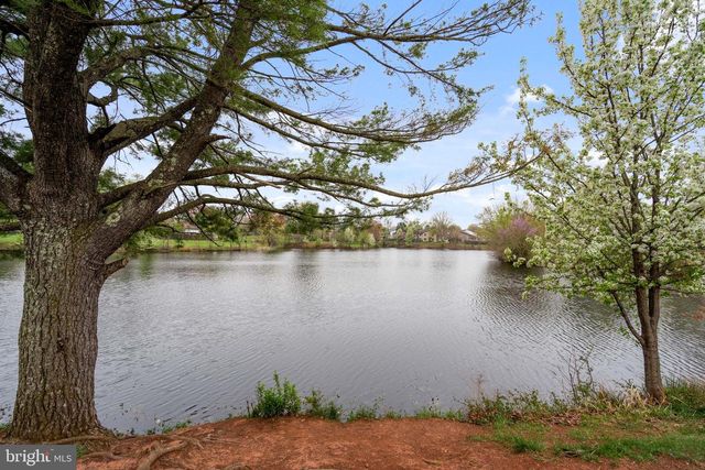 218 PENNY LN, Sterling, VA 20164