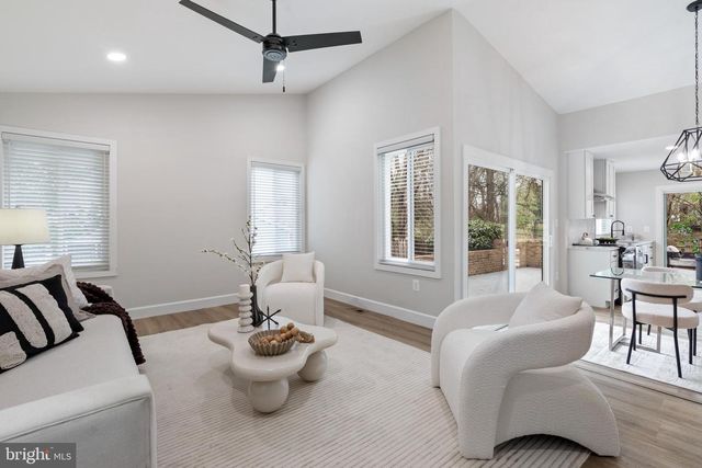 218 PENNY LN, Sterling, VA 20164