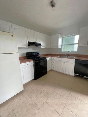 2846 SOMERSET PARK DRIVE 203, Tampa, FL 33613