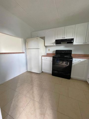 2846 SOMERSET PARK DRIVE 203, Tampa, FL 33613