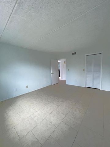 2846 SOMERSET PARK DRIVE 203, Tampa, FL 33613