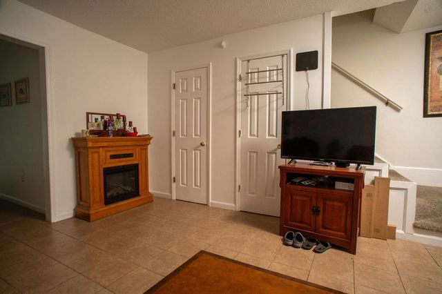 403 2nd Ave N Apt F, Myrtle Beach, SC 29577