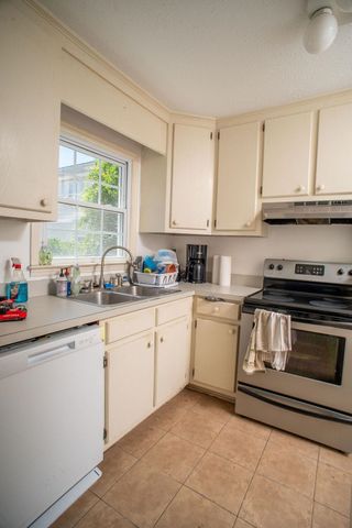 403 2nd Ave N Apt F, Myrtle Beach, SC 29577