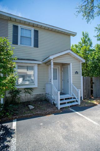 403 2nd Ave N Apt F, Myrtle Beach, SC 29577