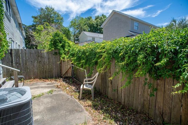 403 2nd Ave N Apt F, Myrtle Beach, SC 29577