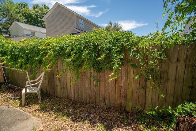 403 2nd Ave N Apt F, Myrtle Beach, SC 29577