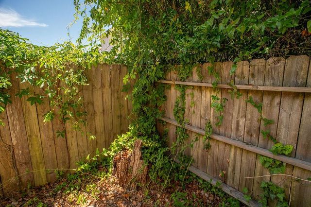 403 2nd Ave N Apt F, Myrtle Beach, SC 29577