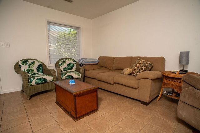 403 2nd Ave N Apt F, Myrtle Beach, SC 29577