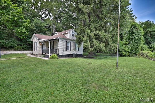 522 Shelly Street, Alton, IL 62002