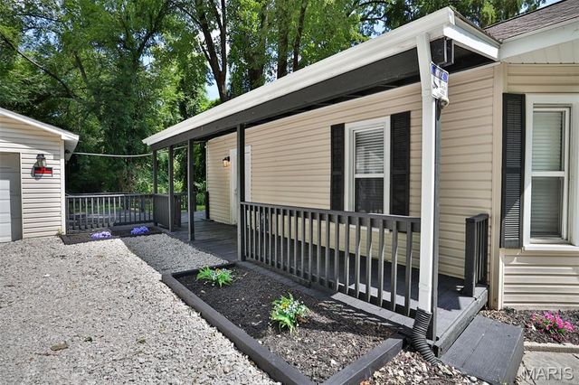 522 Shelly Street, Alton, IL 62002