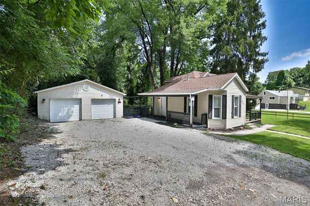 522 Shelly Street, Alton, IL 62002
