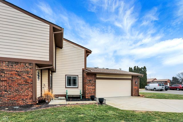 672 Cielo Vista Drive, Greenwood, IN 46143