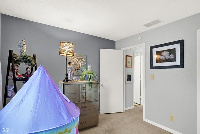 672 Cielo Vista Drive, Greenwood, IN 46143