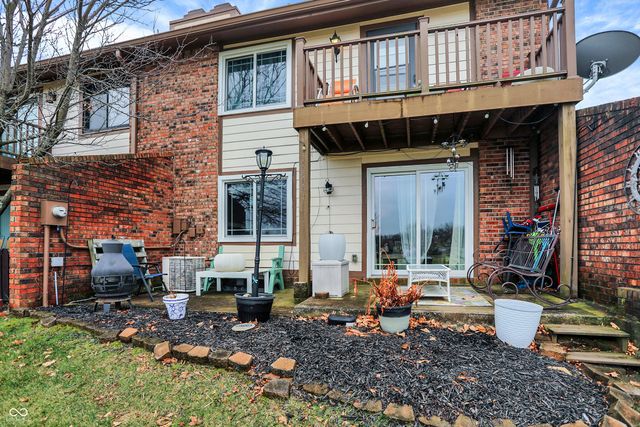 672 Cielo Vista Drive, Greenwood, IN 46143