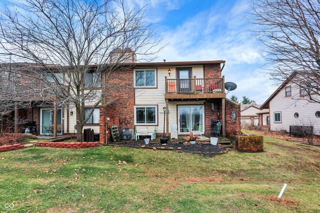 672 Cielo Vista Drive, Greenwood, IN 46143