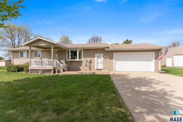 26963 Elmen Pl Place, Sioux Falls, SD 57108