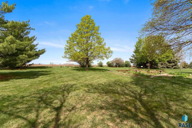 26963 Elmen Pl Place, Sioux Falls, SD 57108