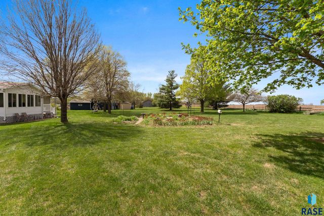 26963 Elmen Pl Place, Sioux Falls, SD 57108